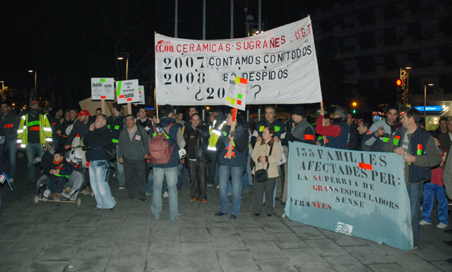 L'acte de mediació entre els treballadors i l'empresa Ceràmiques Sugrañes no serveix per apropar postures