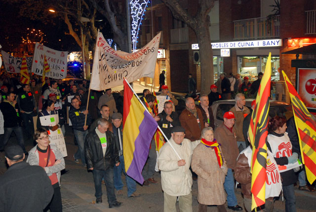 Manifestació en protesta dels expedients de regulació a les empreses