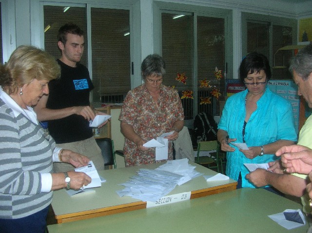 Un 55,82 percent  de participació a Cerdanyola al tancament dels col·legis electorals