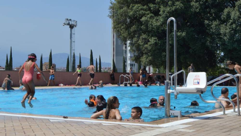 Piscines a l’aire lliure per combatre la calor