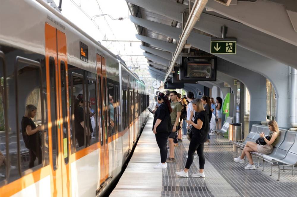 Ferrocarrils puja un 6% els viatgers a la línia Barcelona-Vallès