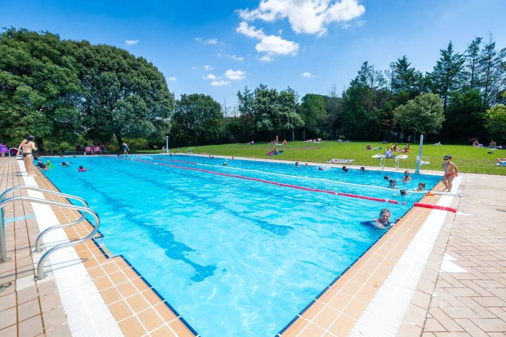 Les piscines d’estiu preparades per a la temporada