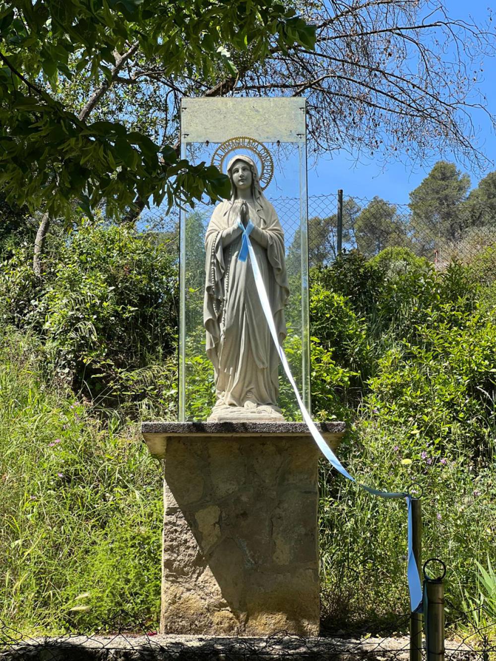 La Virgen de Lourdes cumple medio siglo en Can Cerdà