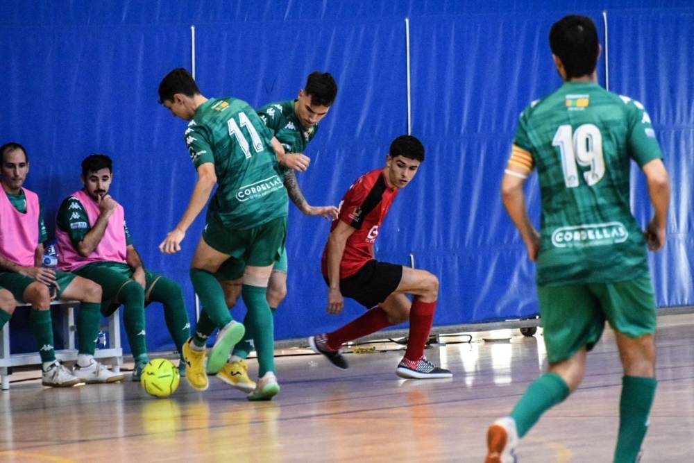 El verd tenyeix el derbi del Futbol Sala