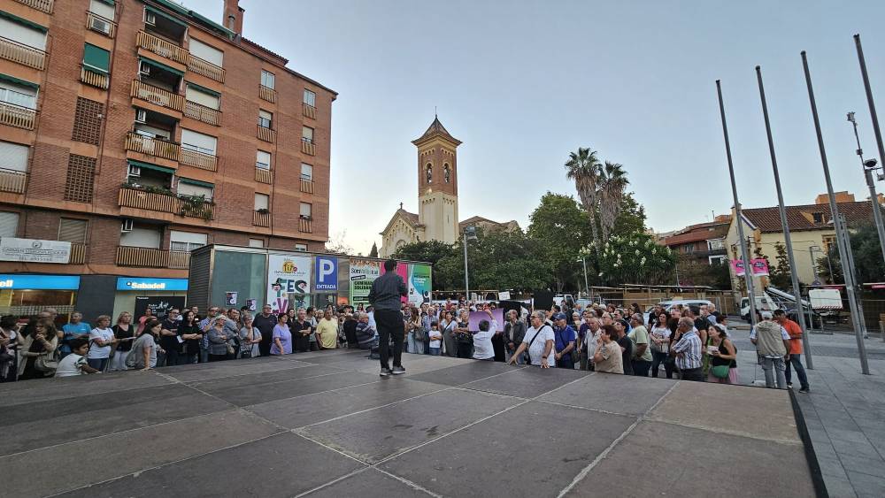 Triple concentració de protesta: contra la violència masclista, el genocidi a Gaza i la Zona de Baixes Emissions