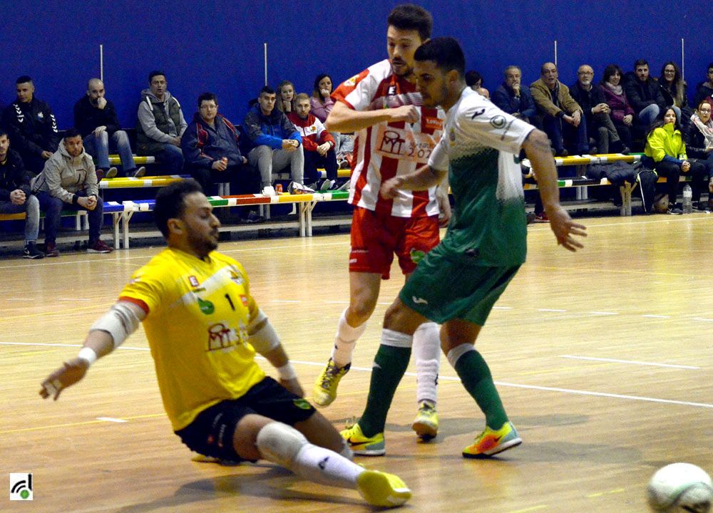 El Cerdanyola FC treu un punt davant un altre gran rival (5-5)