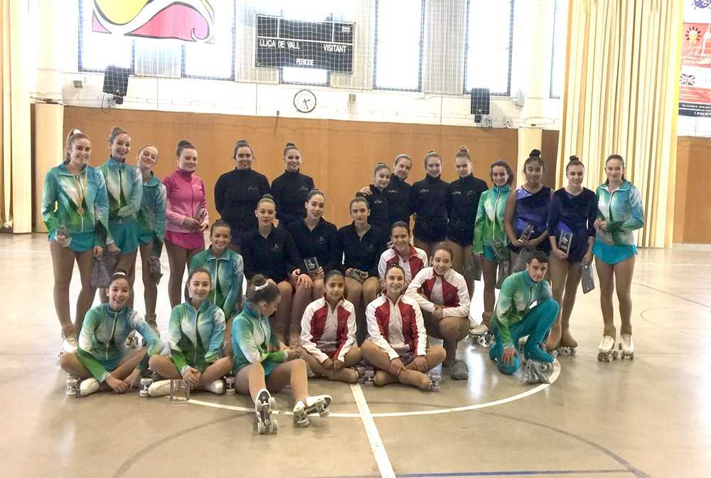 El Club Patinatge Artístic Cerdanyola es llueix en el Trofeu Lliçà de Vall de figures obligatòries