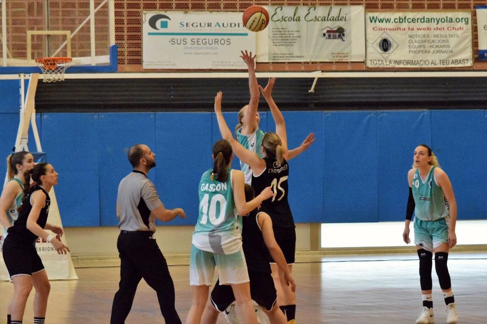 El femení de bàsquet no falla i estarà a la final a 4