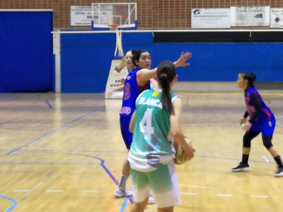 El femení de bàsquet cau de forma inexplicable a Mataró