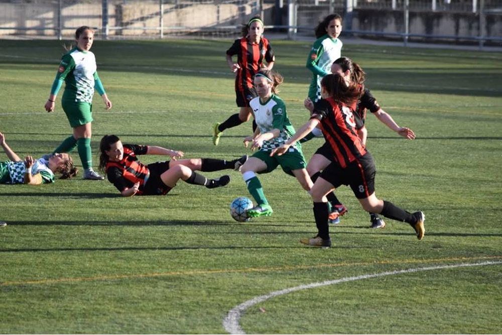 El femení de futbol passa ronda en la Copa Catalunya