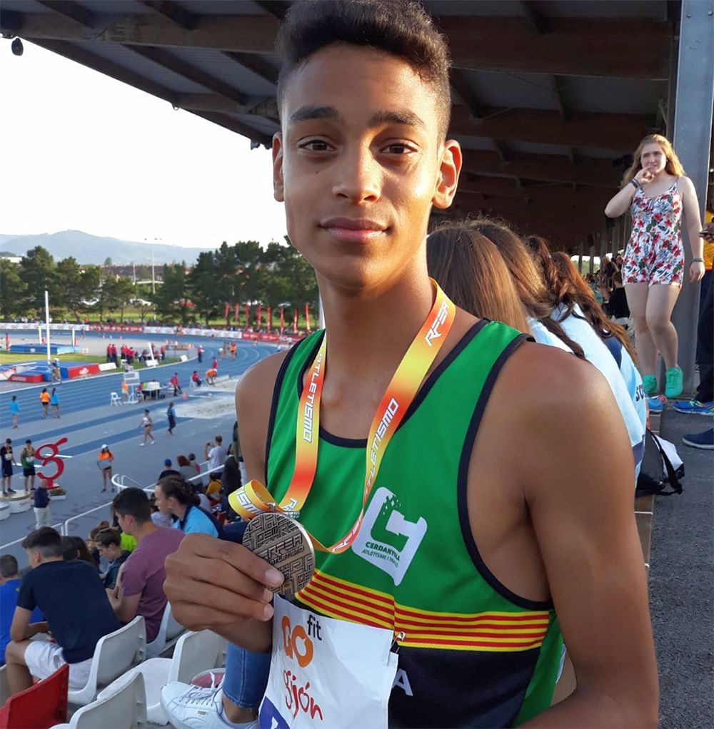 Eric Guzmán sots campió d'Espanya dels 800 metres llisos