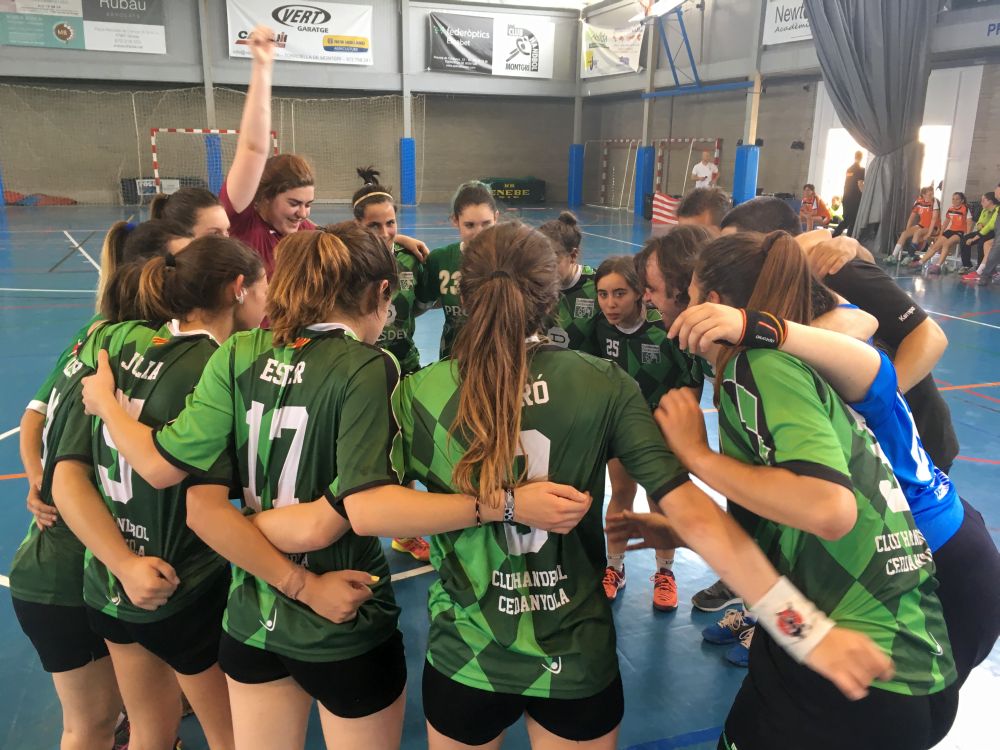 Dos equips femenins en la Primera Catalana d’handbol