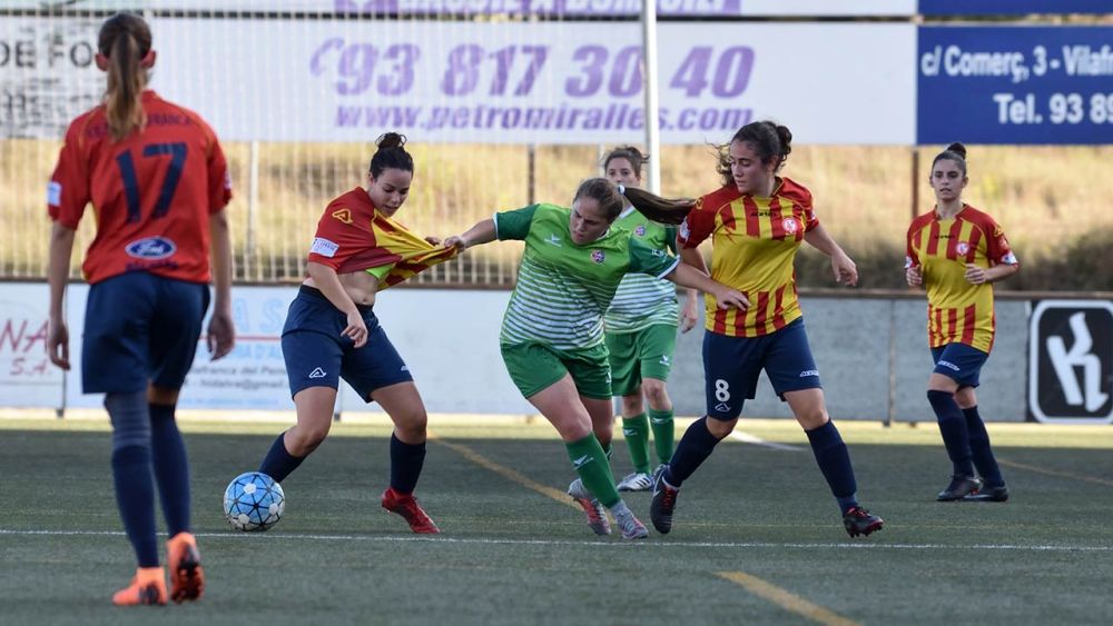 El Cerdanyola FC femení regala la primera part i cau a Vilafranca (2-1)