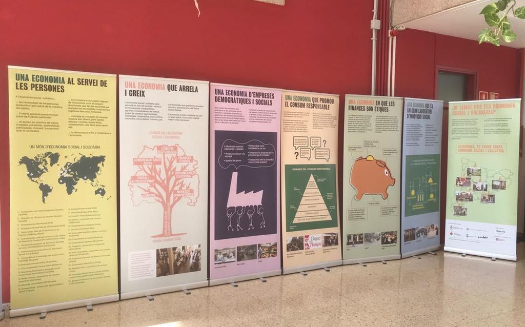 Una exposició ofereix una visió global sobre l'economia social i solidària