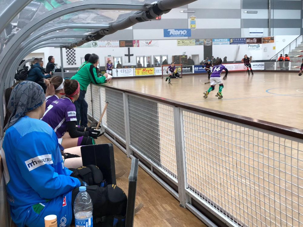 Pluja de gols entre el Cuencas Mineras i  Cerdanyola CH - (5-12)