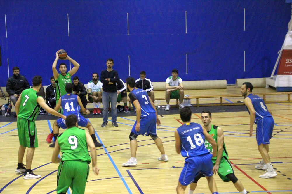 Tres minuts fatídics condemnen al CB Cerdanyola contra el Lluïsos (56-61)