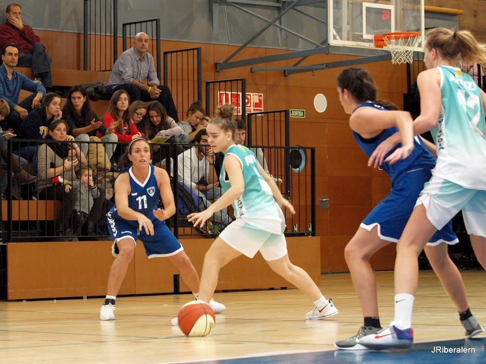 El tercer quart trenca la possibilitat de victòria al Femení Cerdanyola (47- 59)