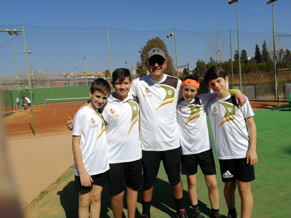 Ple de victòries dels equips del planter del Club Tenis Cerdanyola