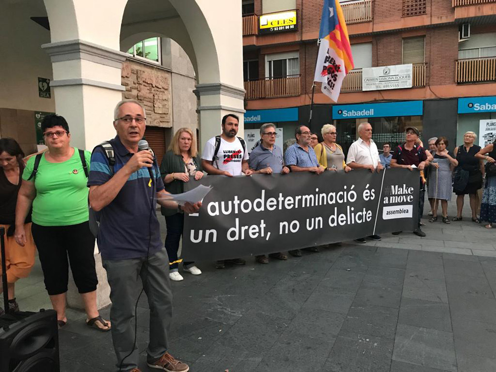 Concentració per l'1-O amb crides a la mobilització massiva en resposta a la sentència del judici del procés