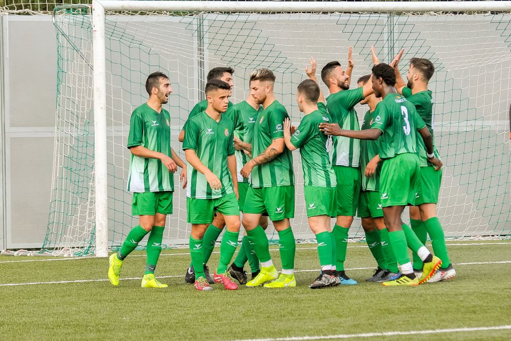 El Cerdanyola FC B suma i segueix