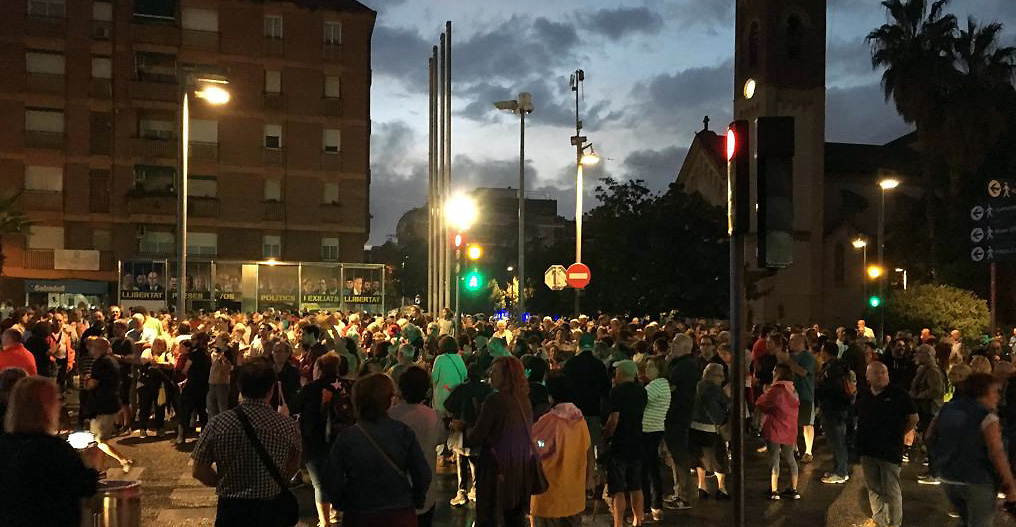 Un miler de persones es manifesten a la ciutat contra la sentència del procés