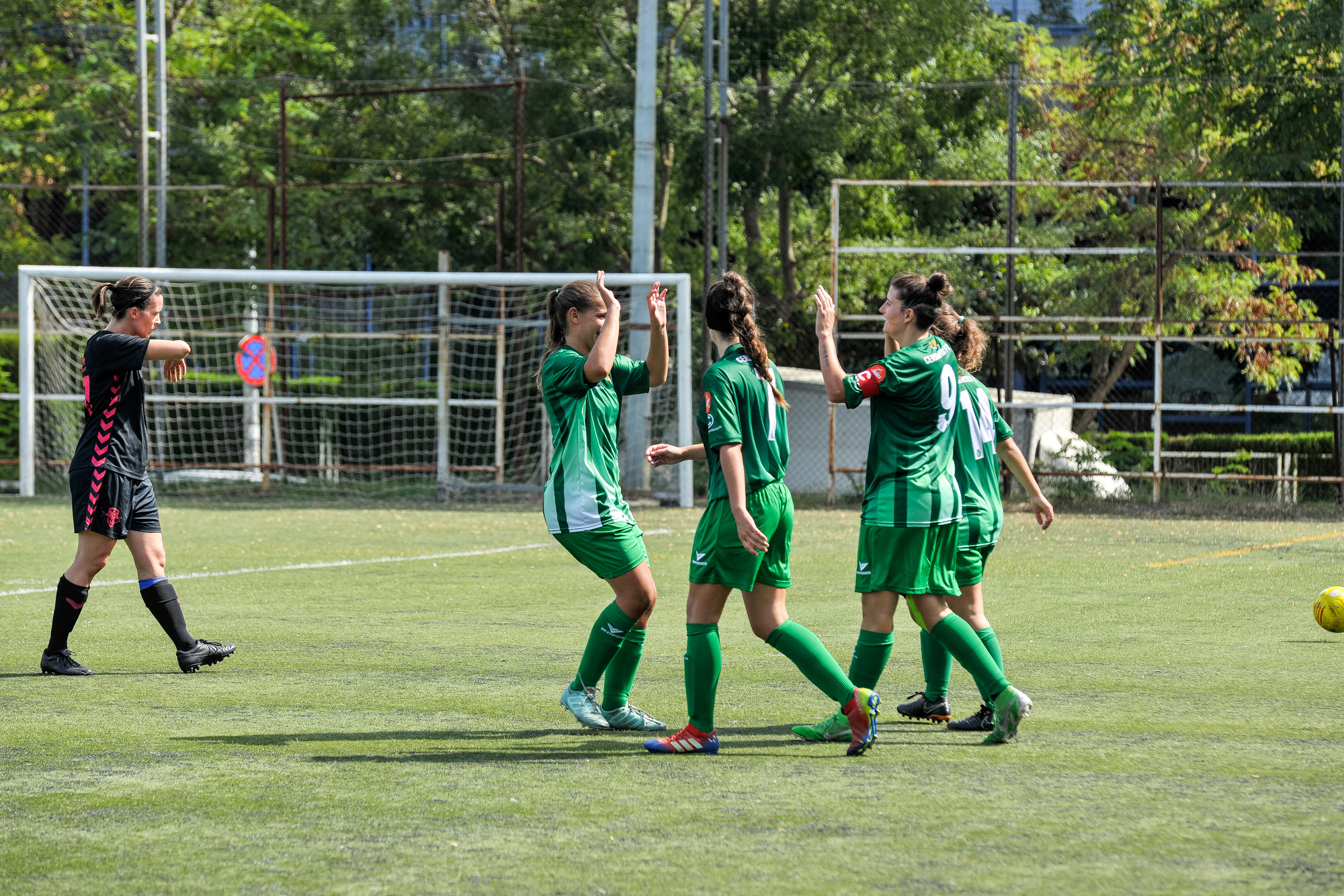 El Cerdanyola femení de futbol completa un vuit de vuit en la lliga de Primera Catalana