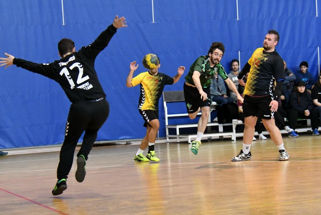 Rècord d'anotació de l'Handbol Cerdanyola a la pista de La Llagosta (25-39)