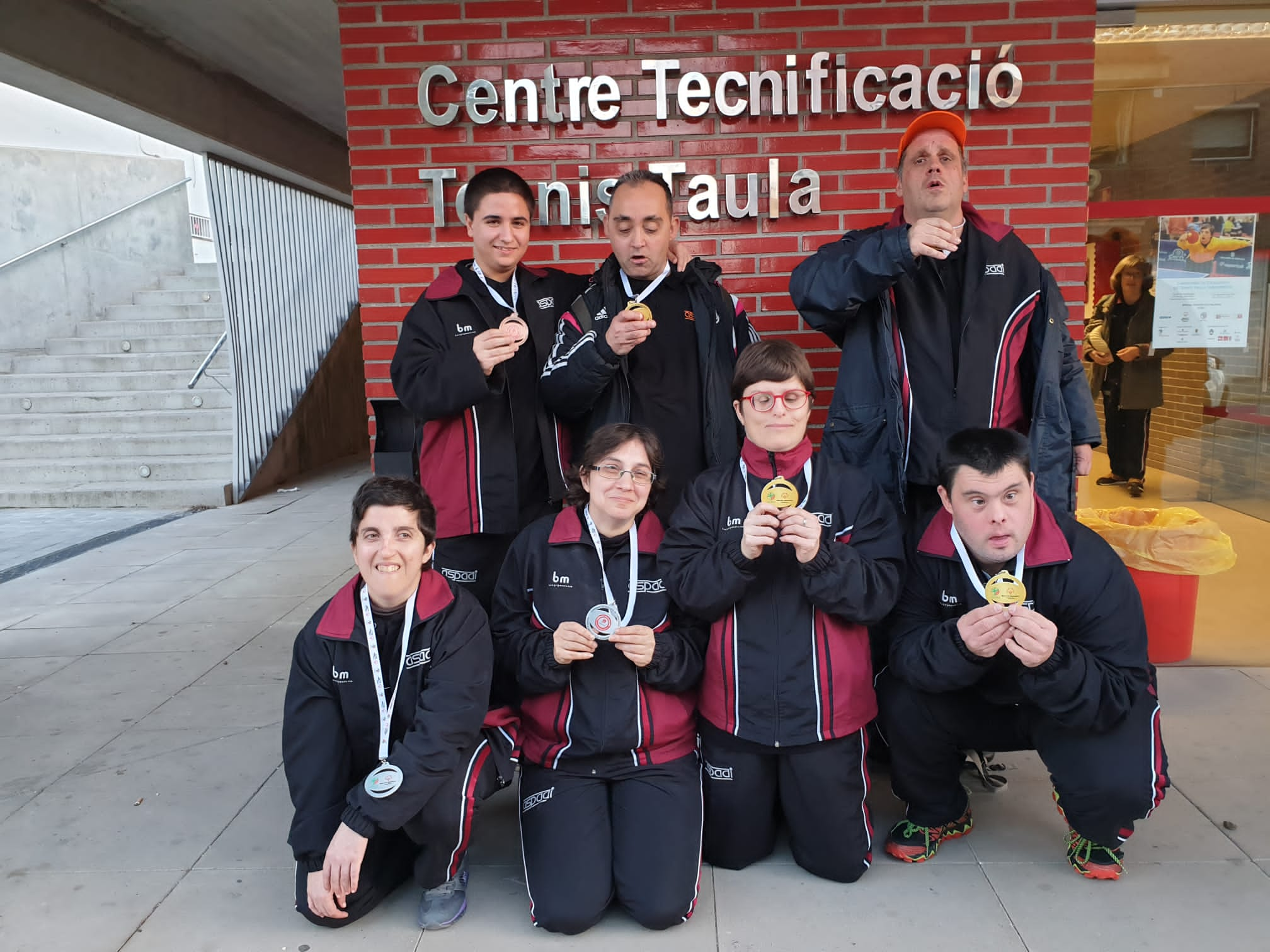 Vuit medalles per a ASPADI en el Català de tennis taula