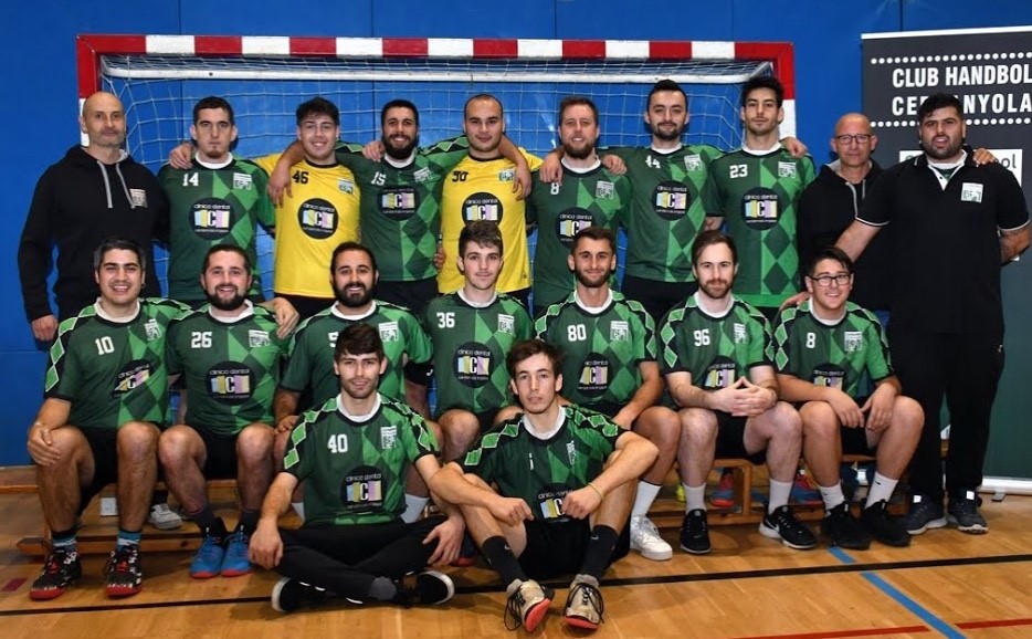 El Sarda d'handbol pateix per guanyar el Molins de Rei (37-33)