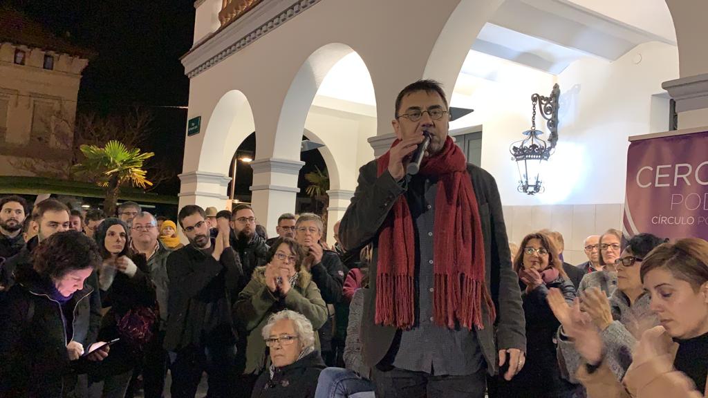 Juan Carlos Monedero vol que la gent doni suport al govern de coalició des del carrer