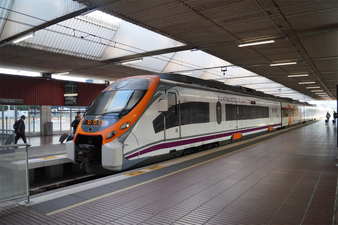 El PSC porta al Parlament la proposta per connectar l’aeroport i el Vallès en Rodalies