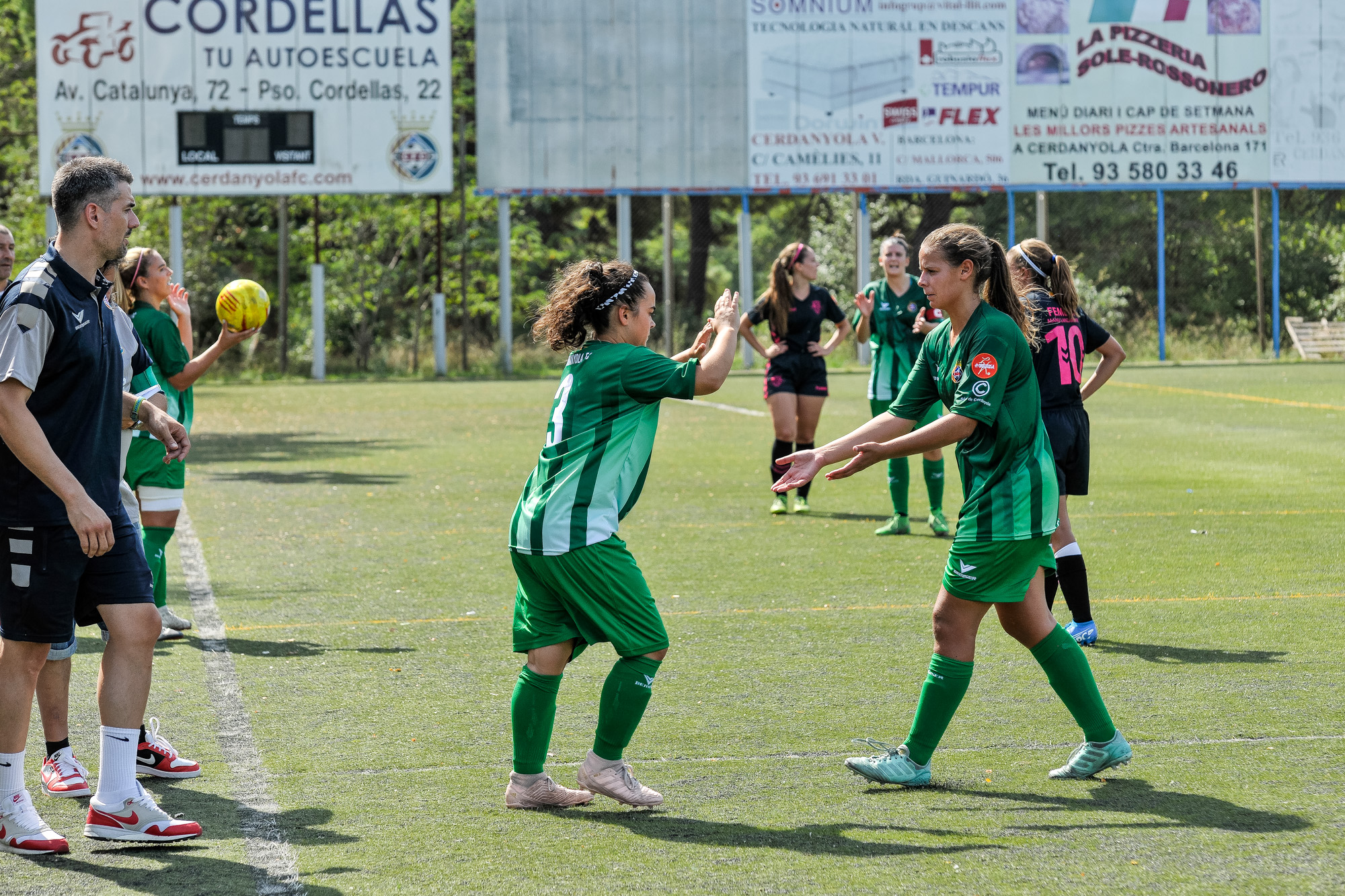 Victòria treballada del Cerdanyola FC femení per seguir líder