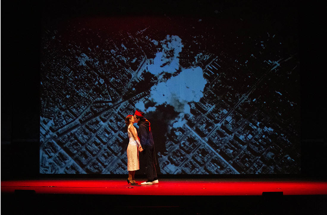 La Colometa vola cap el teatre Ateneu