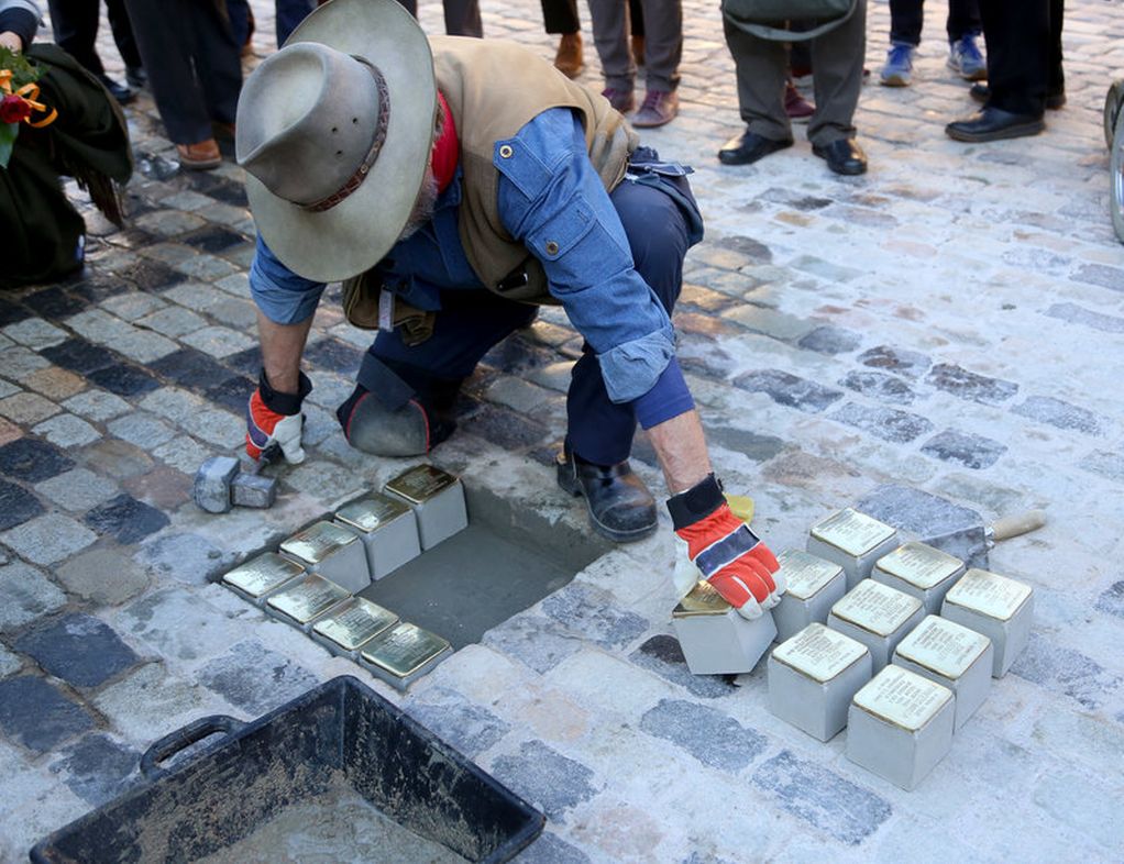 Cerdanyola recordarà el veí Amadeu Comas, víctima de la barbàrie nazi, amb una "stolpersteine"