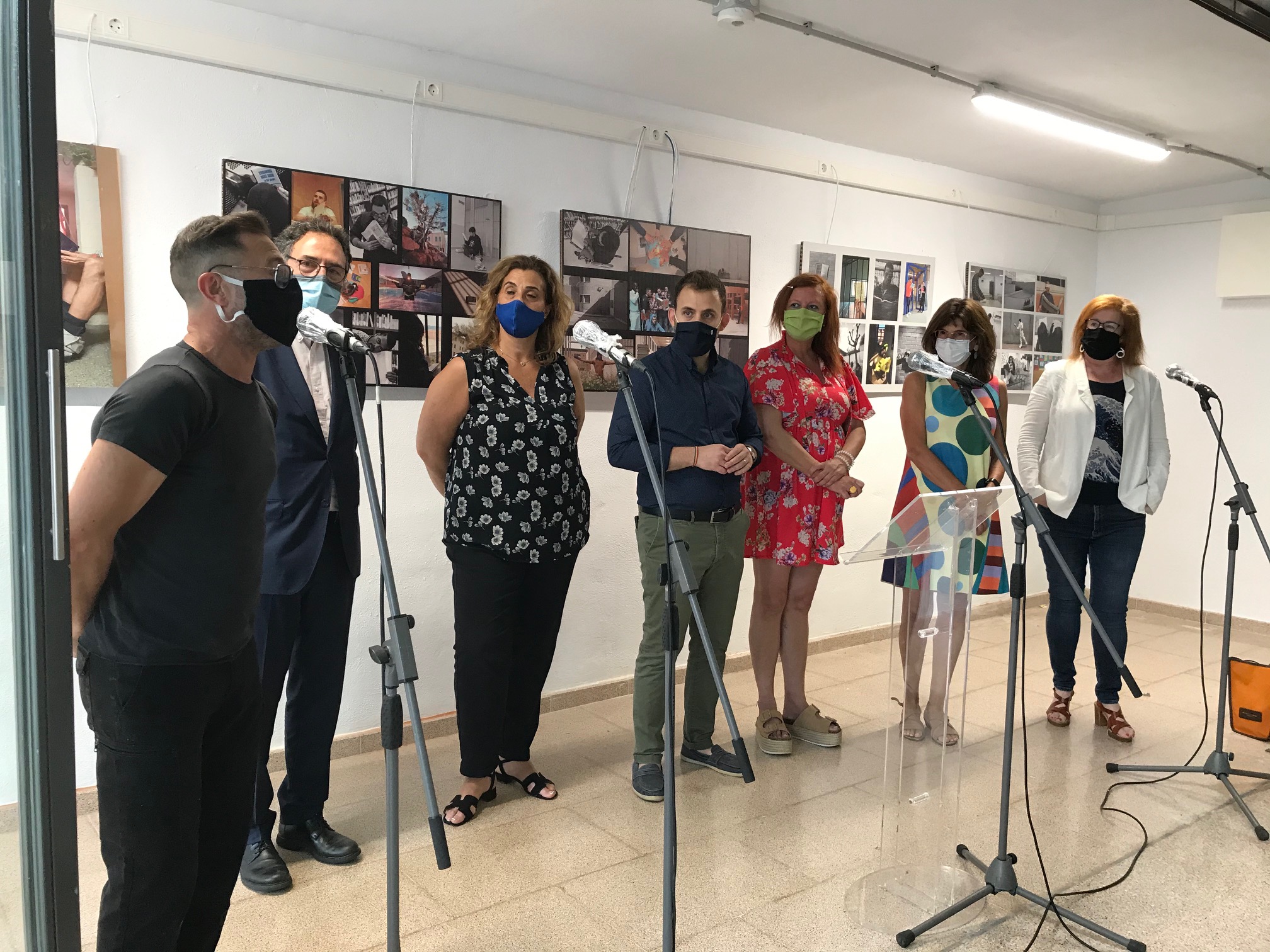 El Mercat Municipal de Les Fontetes acull l’exposició fotogràfica 'Lectura i presó'