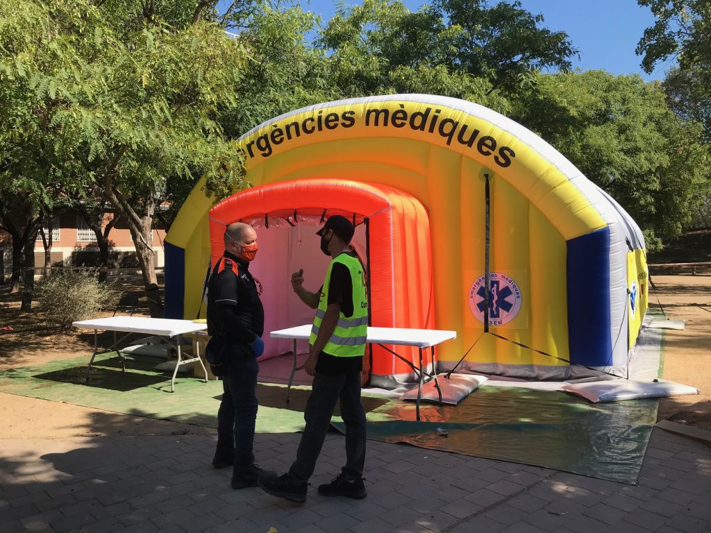 Salut instal•la fins dissabte una carpa del SEM a Ripollet per fer un cribratge a les persones que viuen als barris de Can Tiana i Pont Vell