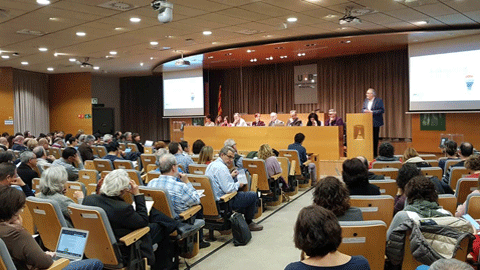 El nou rector de la UAB presideix el seu primer Claustre General