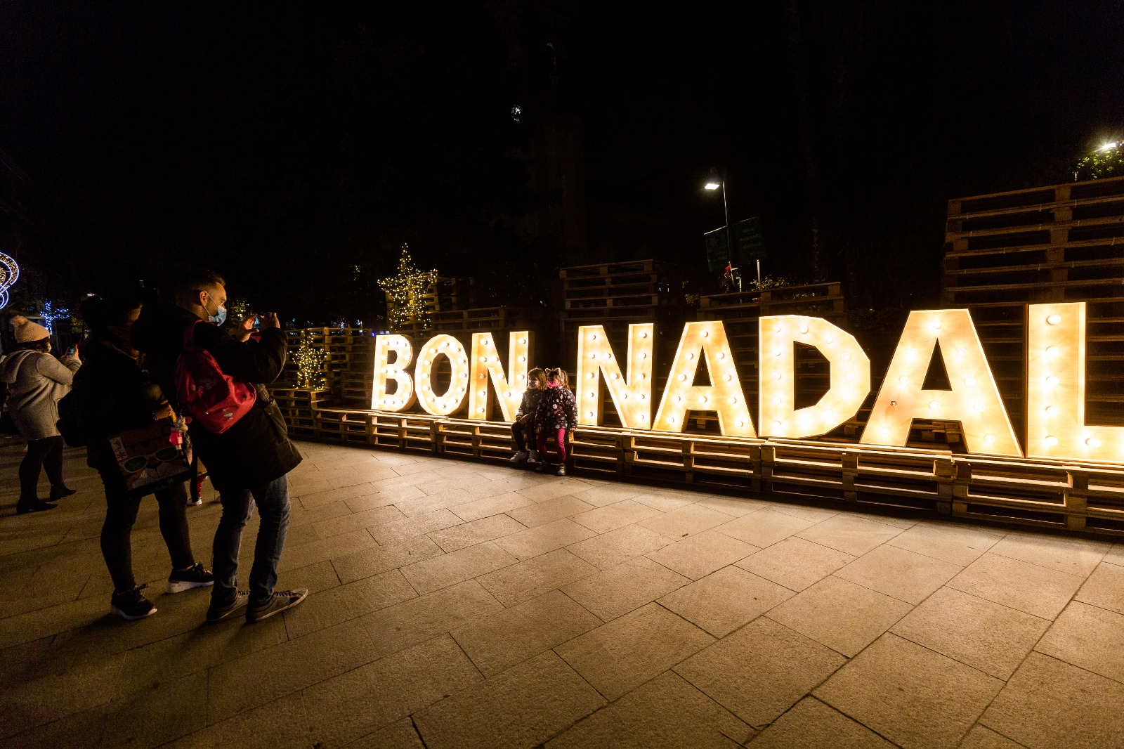 La llum del Nadal arriba a la ciutat