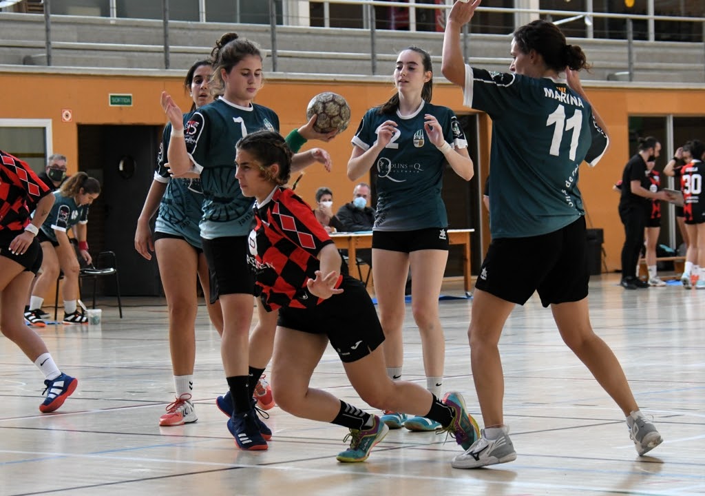 Les competicions d'handbol catalanes continuen aturades