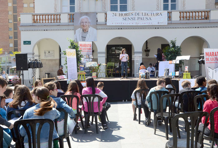 La Marató de lectura de Sant Jordi fa 20 anys