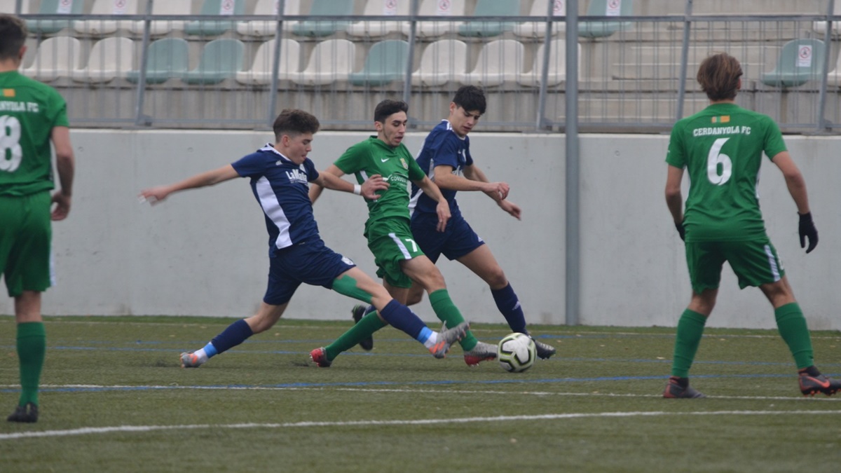 El Juvenil A guanya a l’Europa amb 10 (2-1)