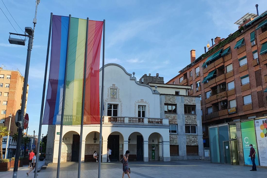 Cerdanyola reitera el seu compromís amb els drets del col·lectiu LGBTIQ+