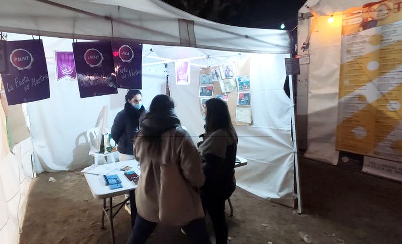 Més de 130 persones van apropar-se al Punt d’Informació Lila durant la Festa de Tardor